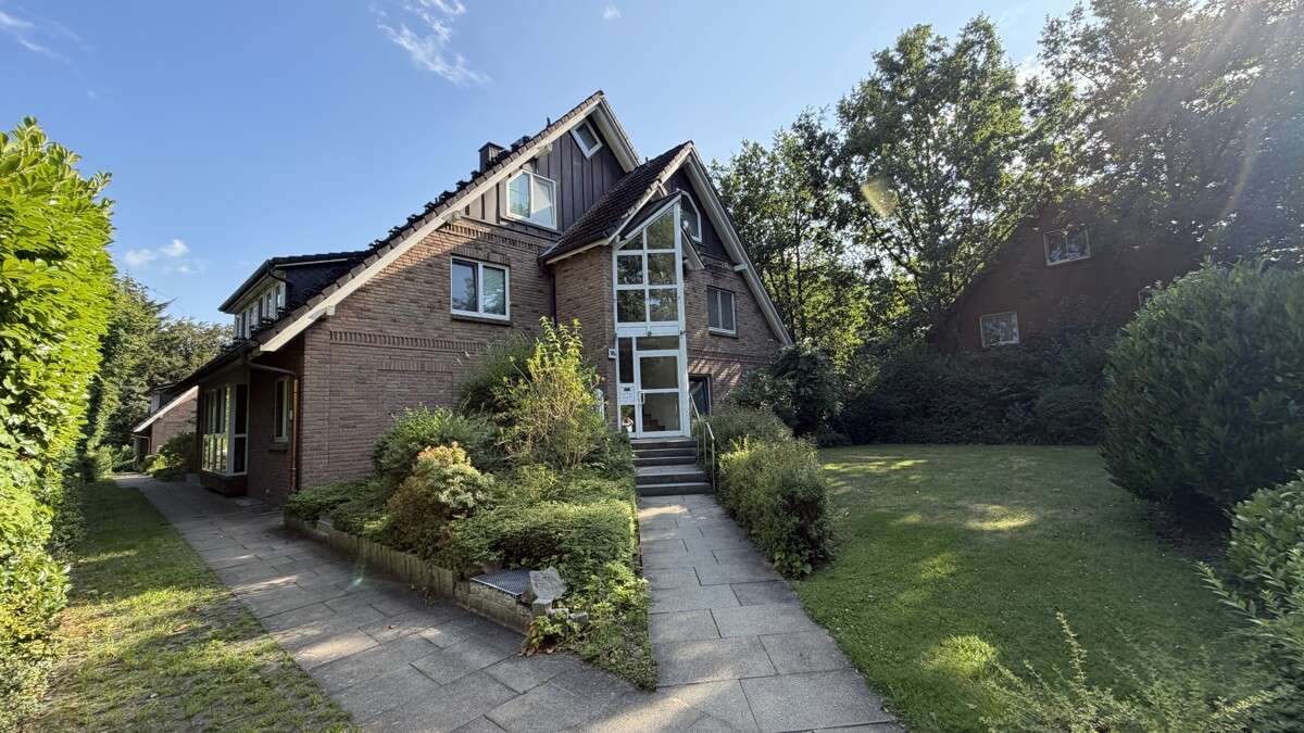 Thumbnail-Wohnung zum Kaufen in Hamburg 375.000,00 € 97.27 m²
