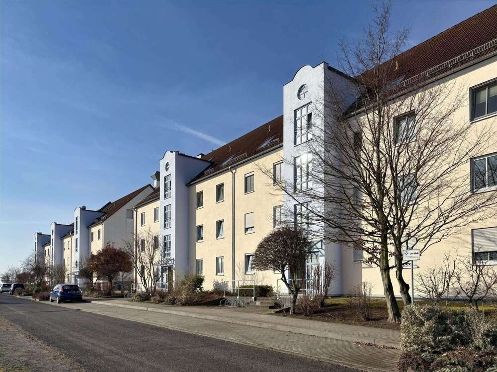 Thumbnail-Wohnung zum Kaufen in Schkeuditz 130.000,00 € 80.31 m²