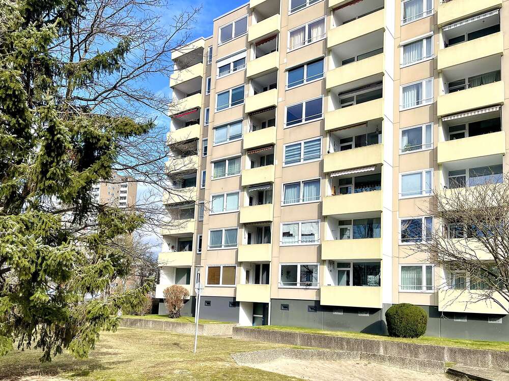 Thumbnail-Wohnung zum Kaufen in Laatzen 189.000,00 € 73 m²