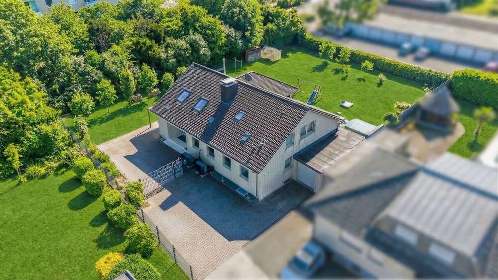 Thumbnail-Haus zum Kaufen in Grevenbroich-Südstadt 1.250.000,00 € 241 m²