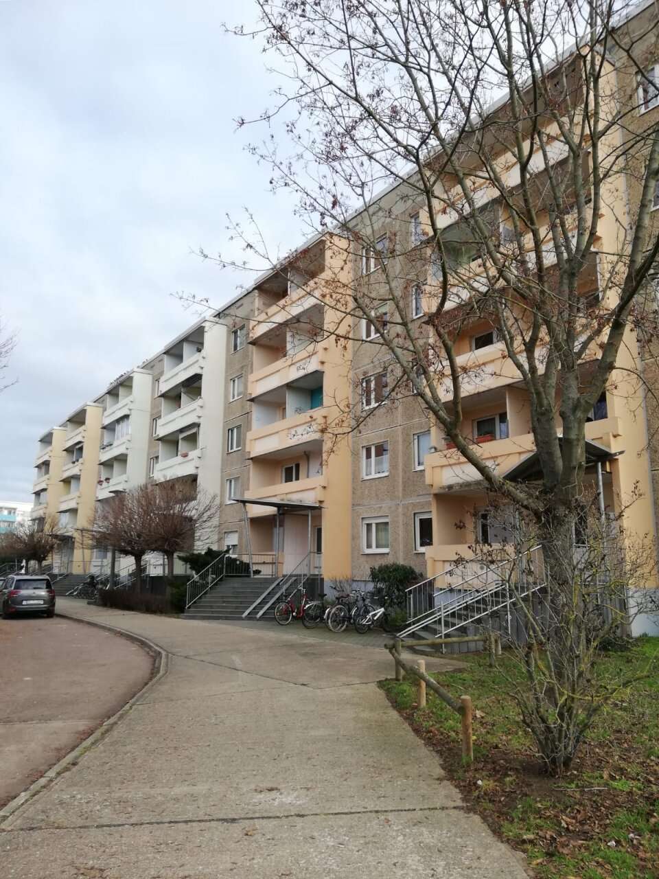 Thumbnail-Wohnung zum Mieten in Dessau-Roßlau 300,00 € 56.1 m²
