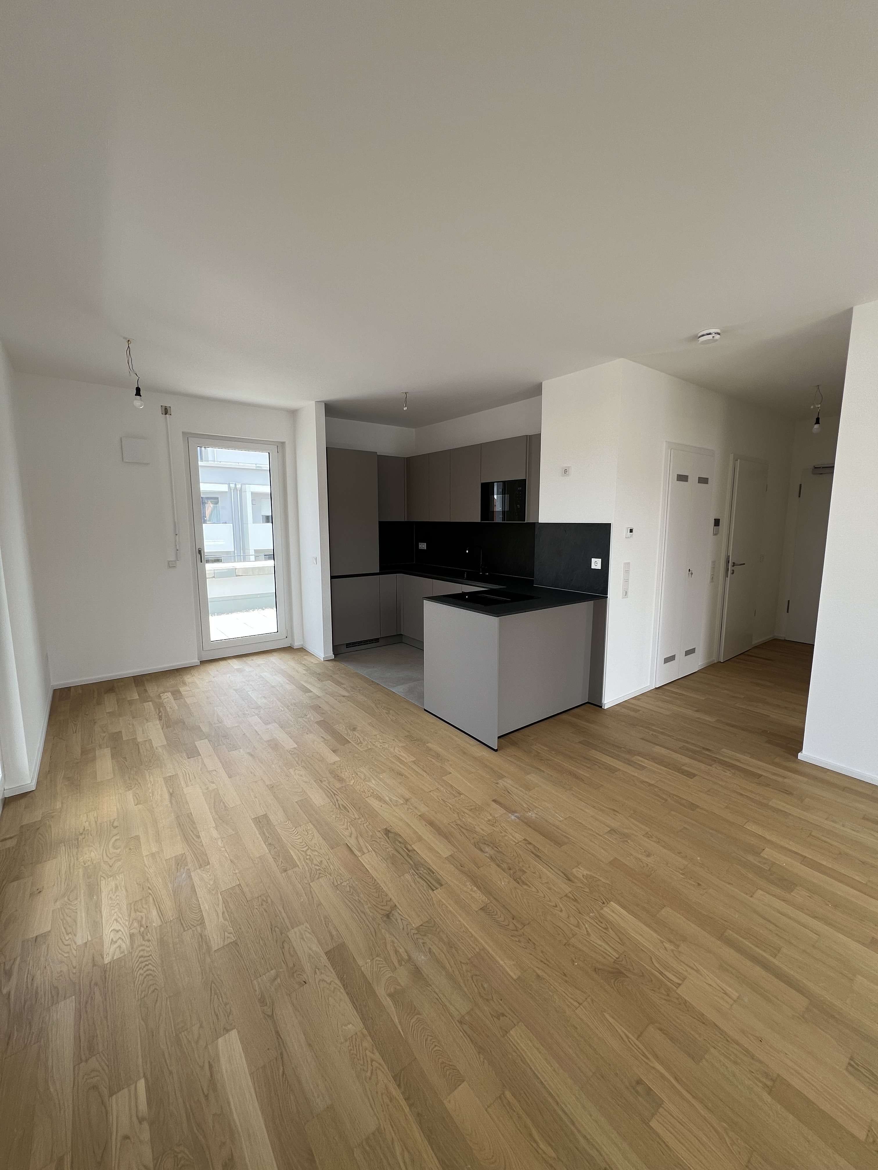 Thumbnail-Wohnung zum Mieten in Augsburg 1.432,00 € 79.61 m²
