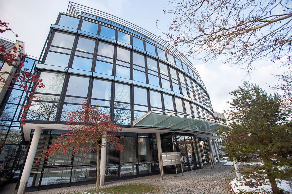 Thumbnail-Büro in Ismaning 4.962,50 € 397 m²