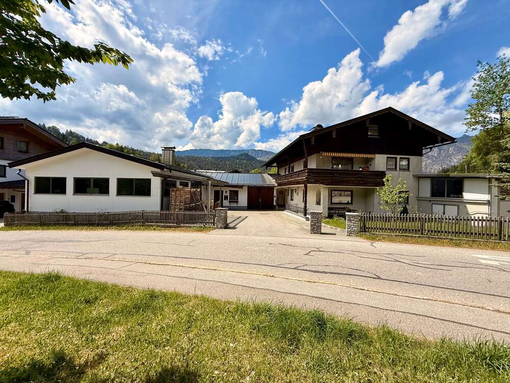 Thumbnail-Haus zum Kaufen in Bischofswiesen 950.000,00 € 200 m²