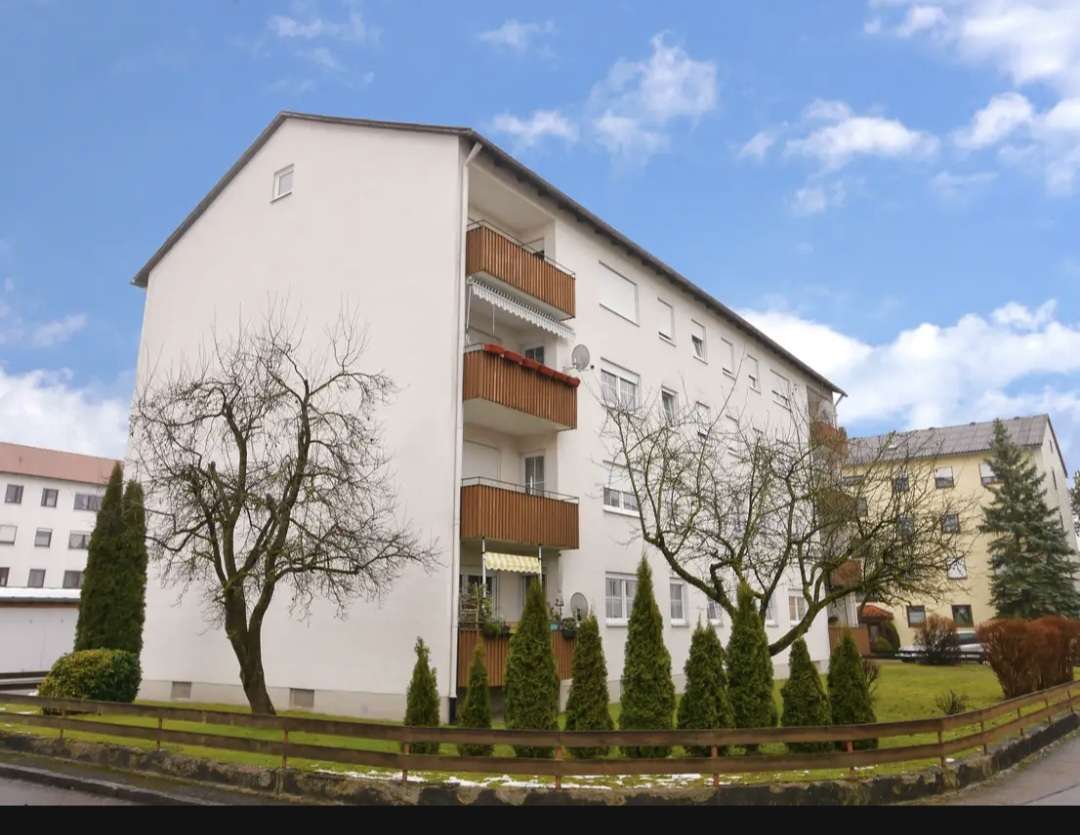 Thumbnail-Wohnung zum Mieten in Burgkirchen 730,00 € 68.13 m²