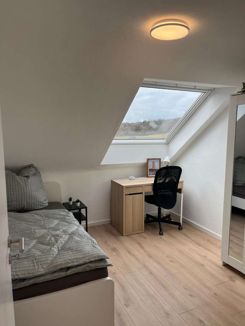 Thumbnail-Wohnung zum Mieten in Erlangen 420,00 € 11 m²