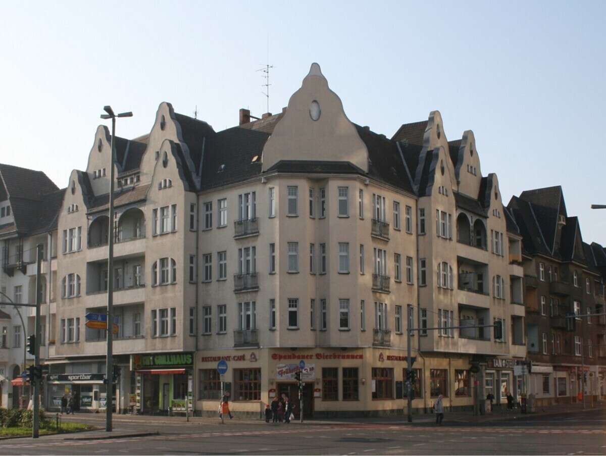 Thumbnail-Wohnung zum Mieten in Berlin 1.800,00 € 105.85 m²