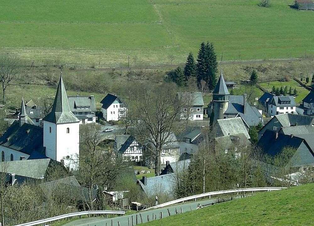Thumbnail-Wohnung zum Mieten in Olsberg-Brunskappel 900,00 € 137 m²