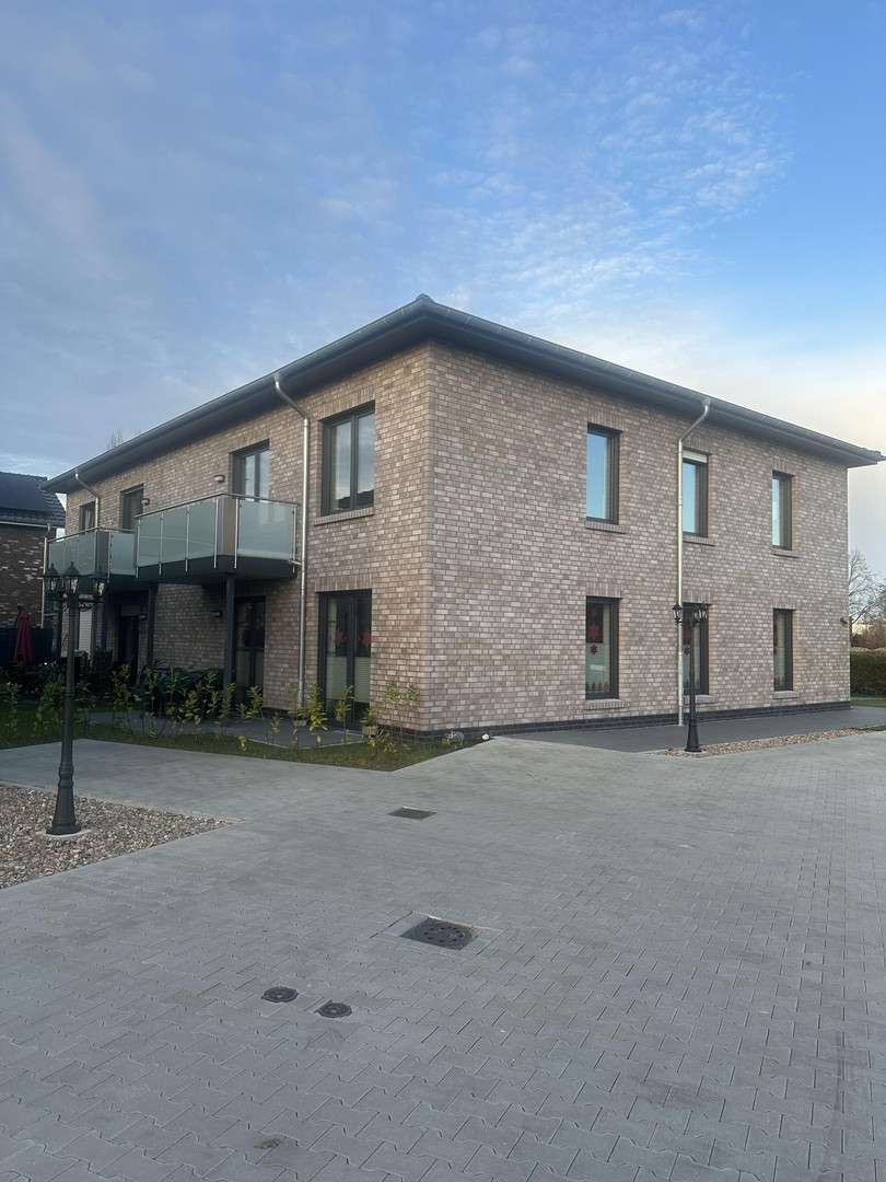 Thumbnail-Wohnung zum Mieten in Barßel 900,00 € 92 m²