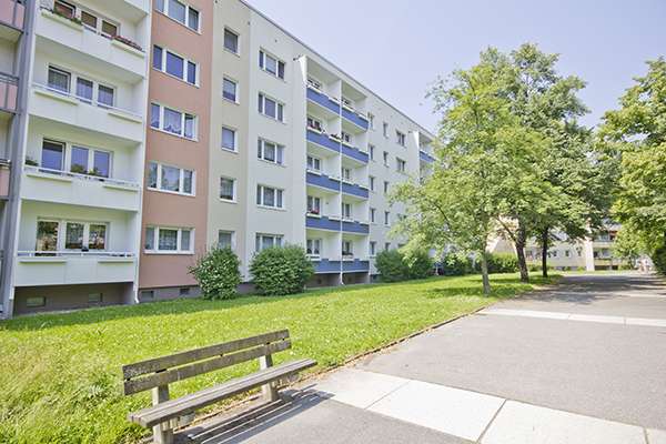 Thumbnail-Wohnung zum Mieten in Halle (Saale) 299,00 € 49.74 m²