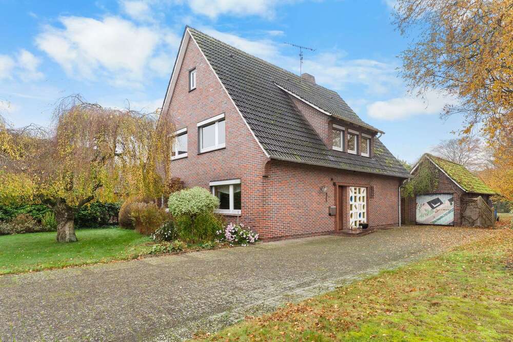 Thumbnail-Haus zum Kaufen in Westerstede 229.000,00 € 204.87 m²