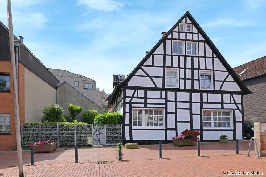 Thumbnail-Haus zum Kaufen in Recklinghausen 450.000,00 € 200.97 m²