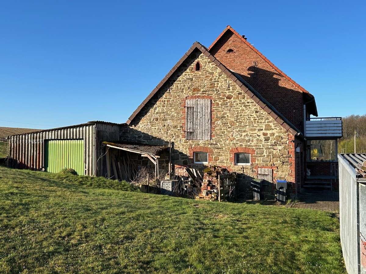 Thumbnail-Haus zum Kaufen in Extertal 189.000,00 € 220.39 m²