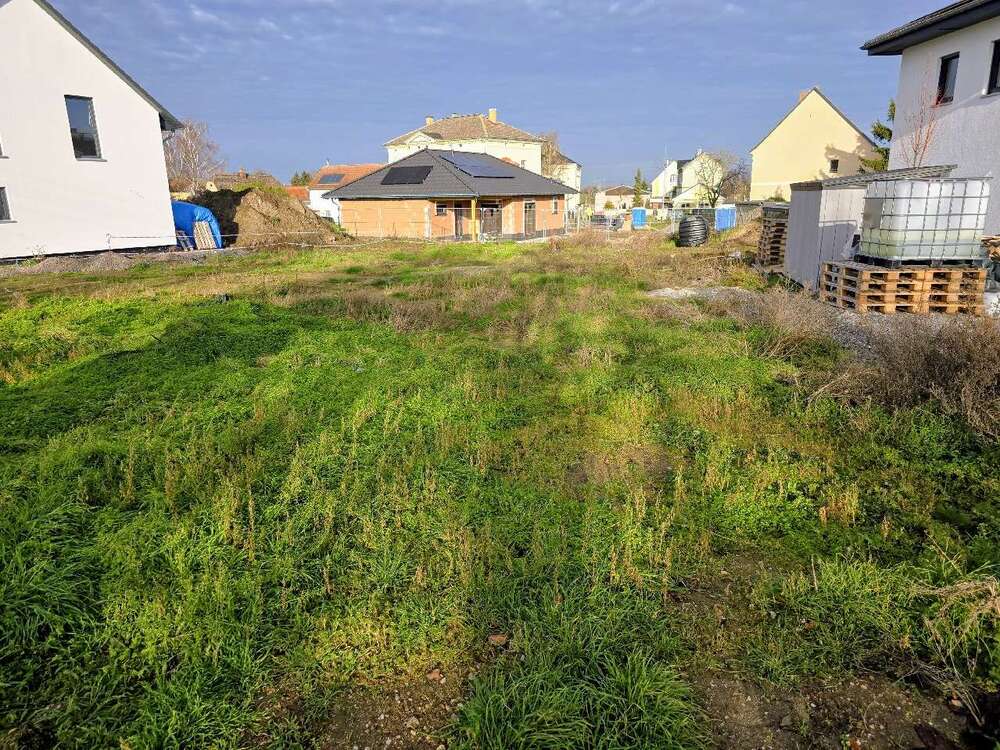 Thumbnail-Grundstück zu verkaufen in Kabelsketal 75.600,00 € 630 m²