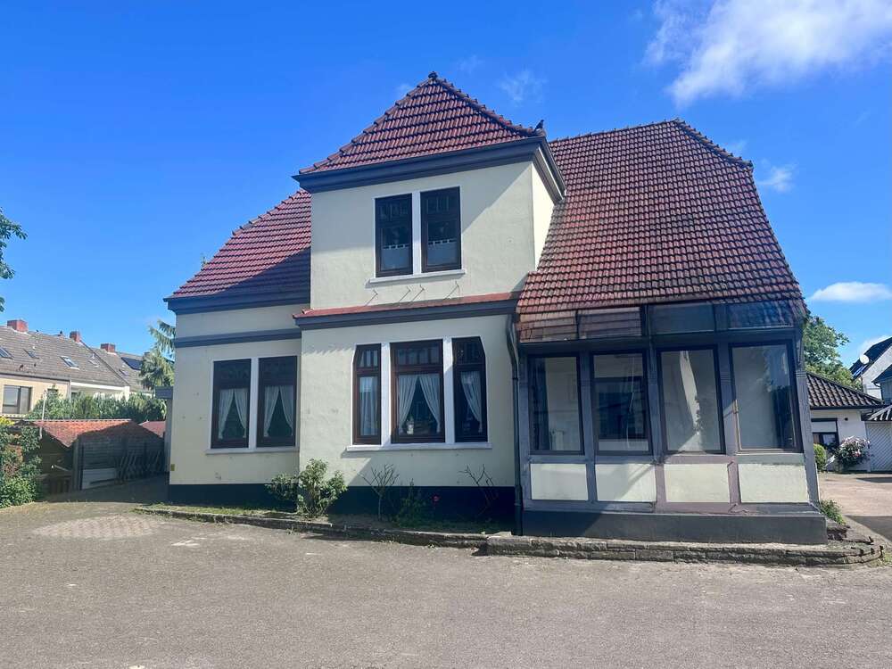 Thumbnail-Haus zum Kaufen in Bremen 415.000,00 € 358 m²