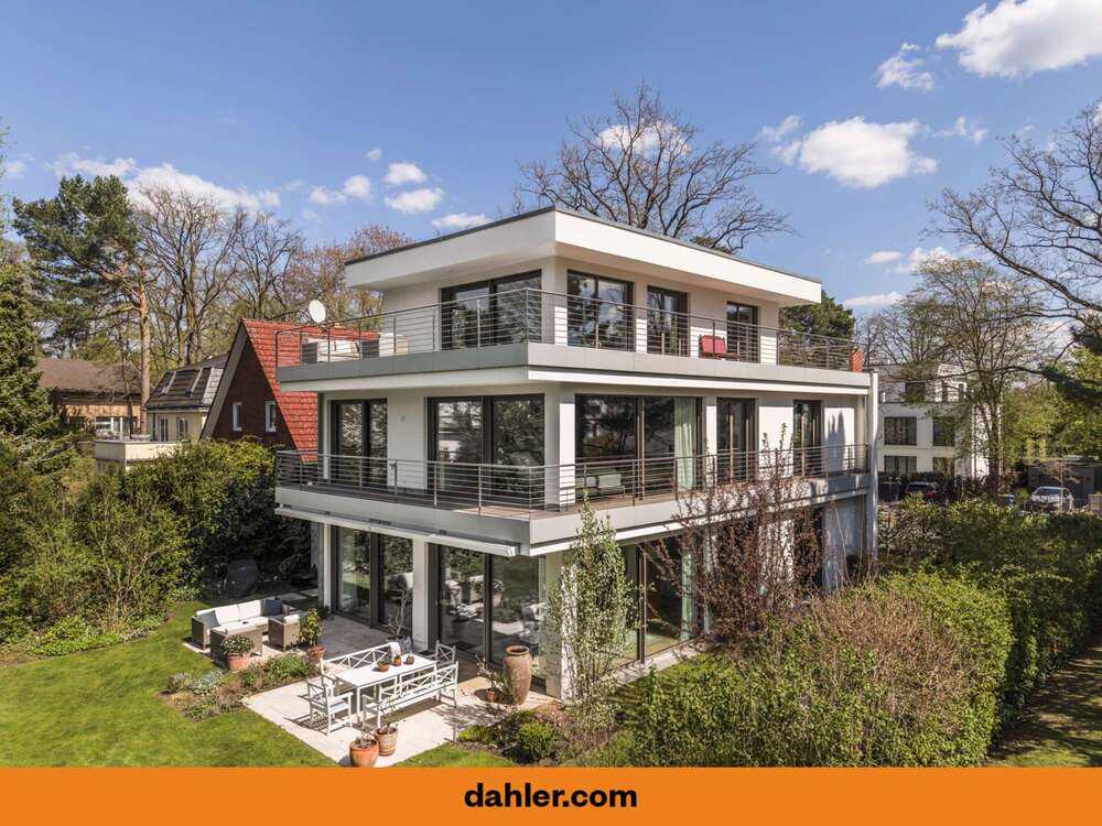Thumbnail-Haus zum Kaufen in Kleinmachnow 2.290.000,00 € 325 m²