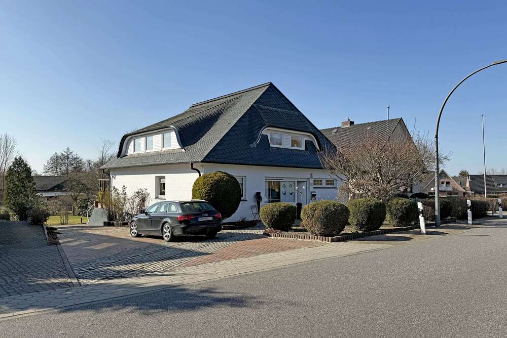 Thumbnail-Haus zum Kaufen in Hamburg 779.000,00 € 205 m²