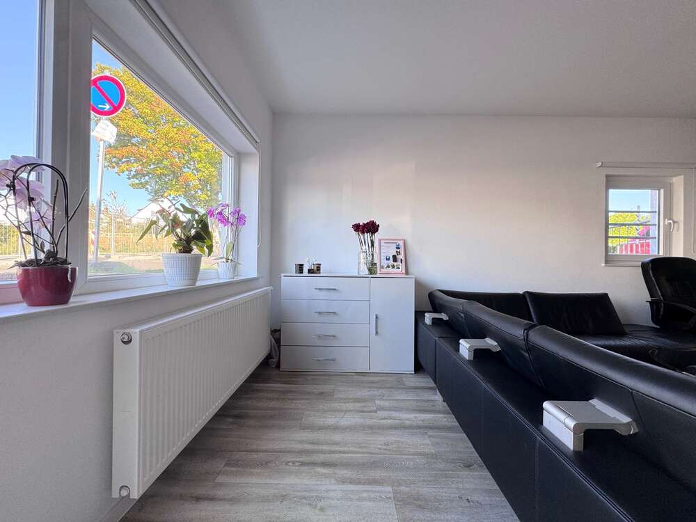 Thumbnail-Haus zum Kaufen in Wettenberg 469.000,00 € 240 m²