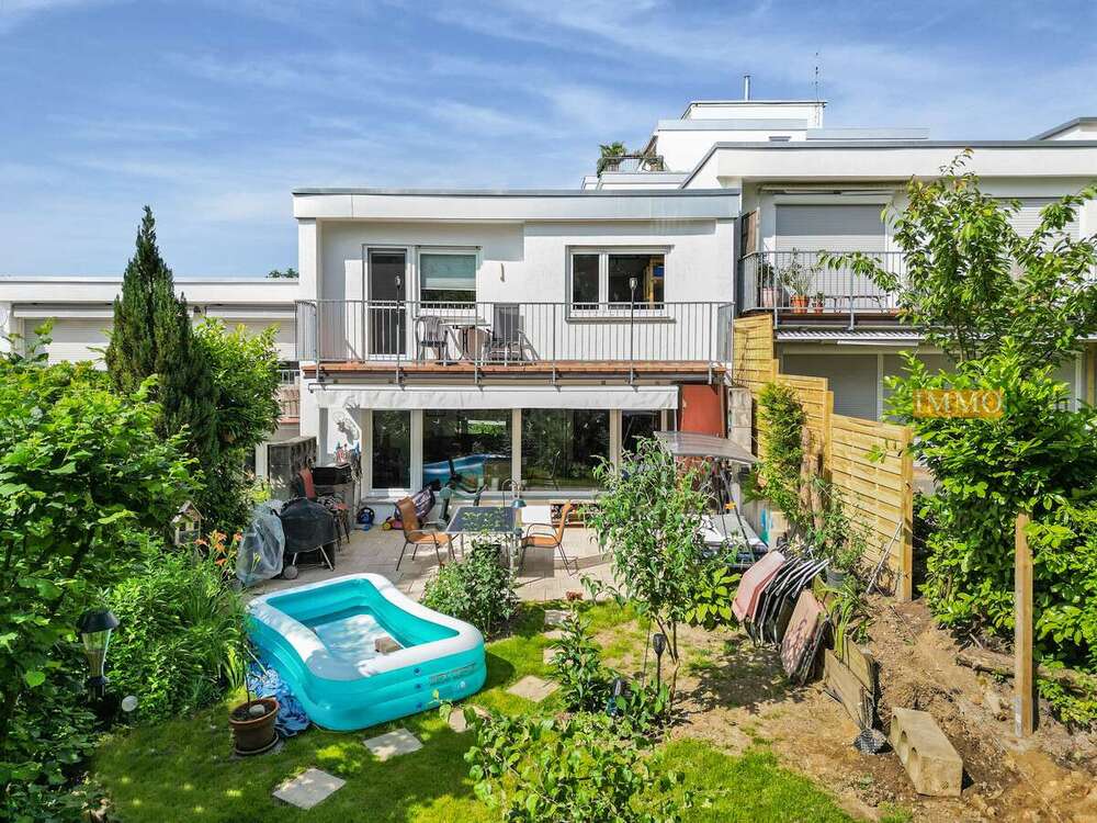 Thumbnail-Wohnung zum Kaufen in Freiburg im Breisgau 929.000,00 € 158 m²