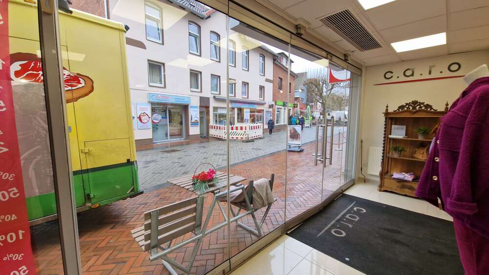 Thumbnail-Einzelhandel in Barsinghausen 2.150,00 € 175 m²