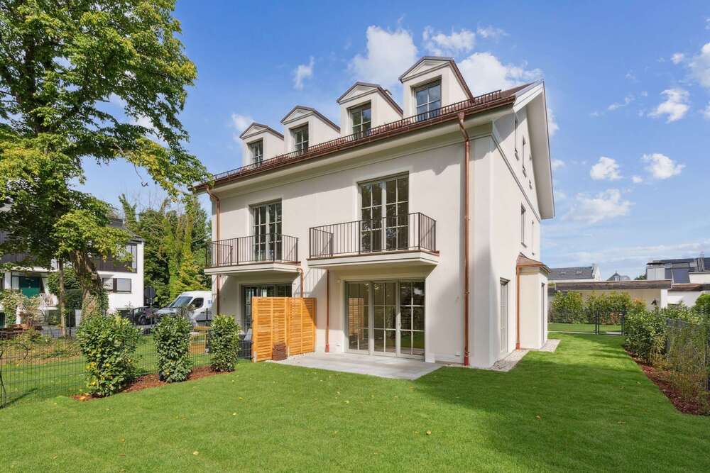 Thumbnail-Haus zum Kaufen in Grünwald 2.495.000,00 € 154 m²