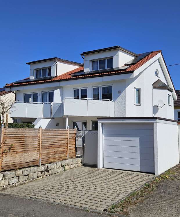 Thumbnail-Wohnung zum Mieten in Kirchheim 2.700,00 € 185 m²