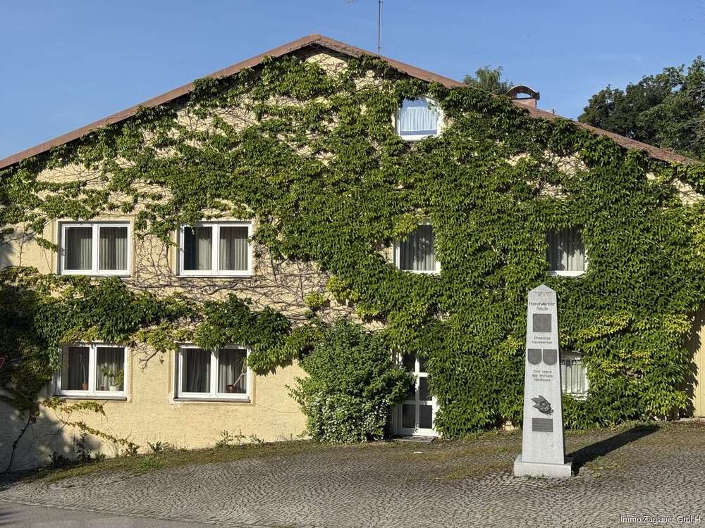 Thumbnail-Haus zum Kaufen in Kirchberg im Wald 359.000,00 € 296 m²