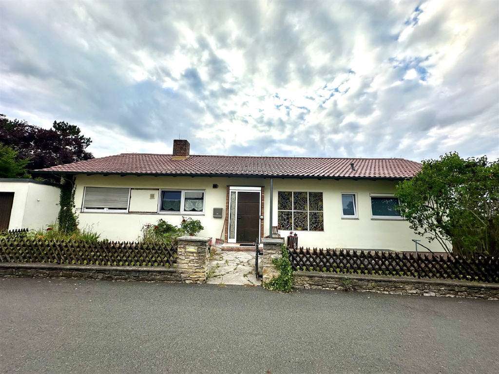 Thumbnail-Haus zum Kaufen in Weikersheim 319.000,00 € 160 m²