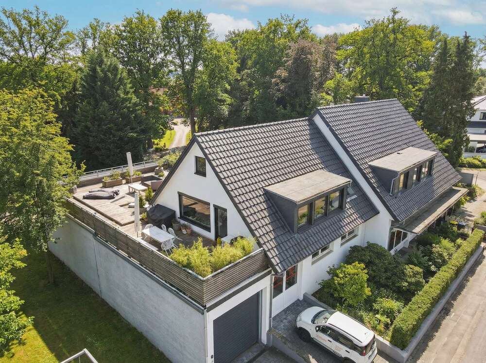 Thumbnail-Wohnung zum Mieten in Isernhagen 2.200,00 € 216 m²