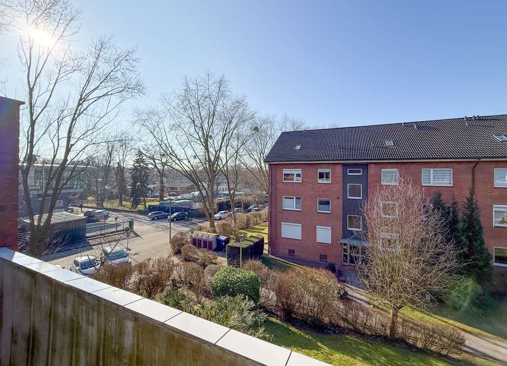Thumbnail-Wohnung zum Kaufen in Hamburg 200.000,00 € 43.27 m²