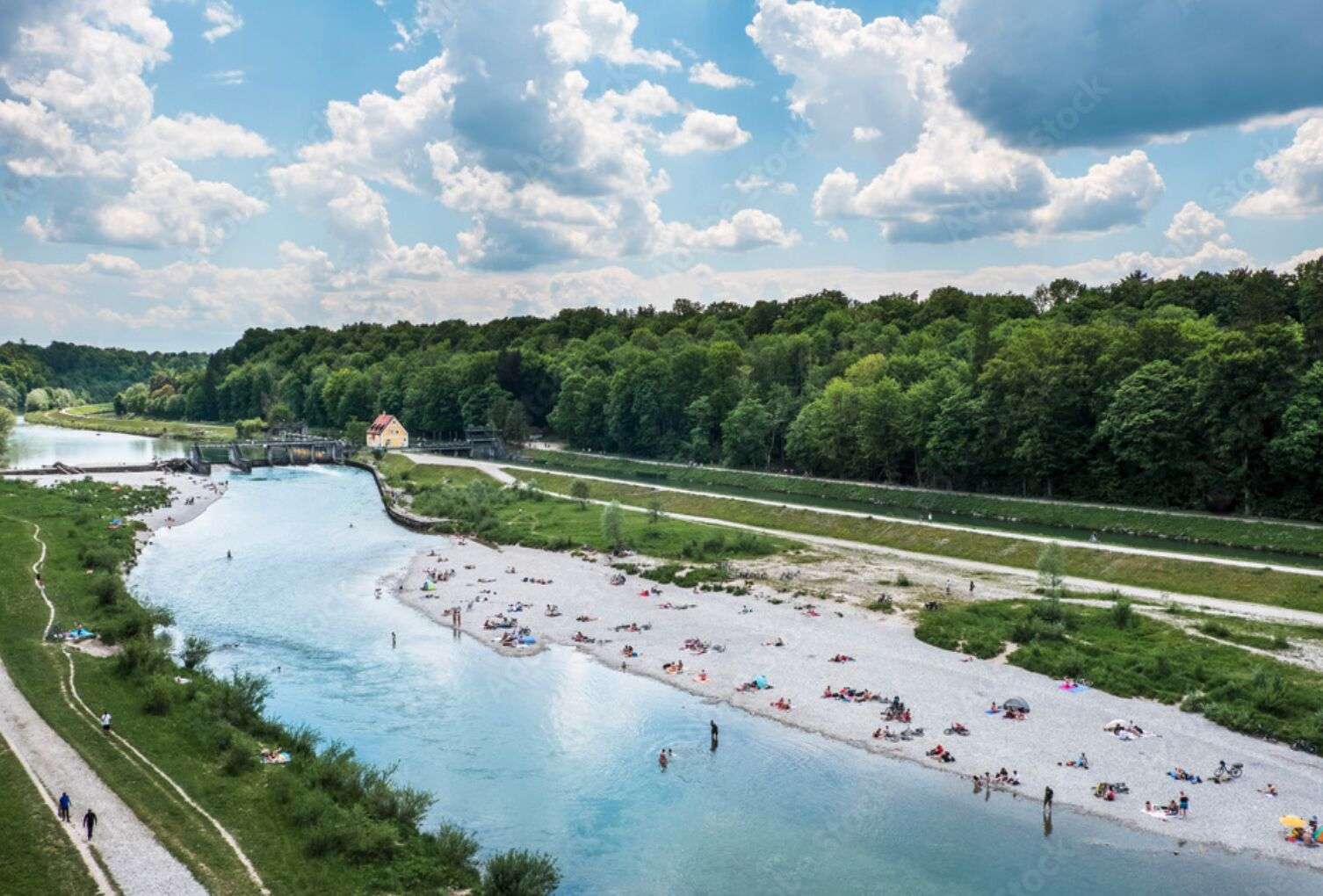 Thumbnail-Haus zum Kaufen in München 9.990.000,00 € 755 m²