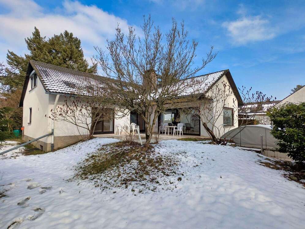 Thumbnail-Haus zum Kaufen in Heusenstamm 799.000,00 € 226 m²