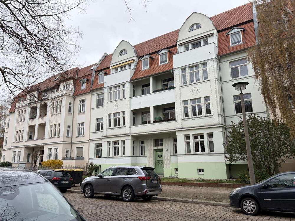 Thumbnail-Wohnung zum Kaufen in Magdeburg 114.000,00 € 57 m²