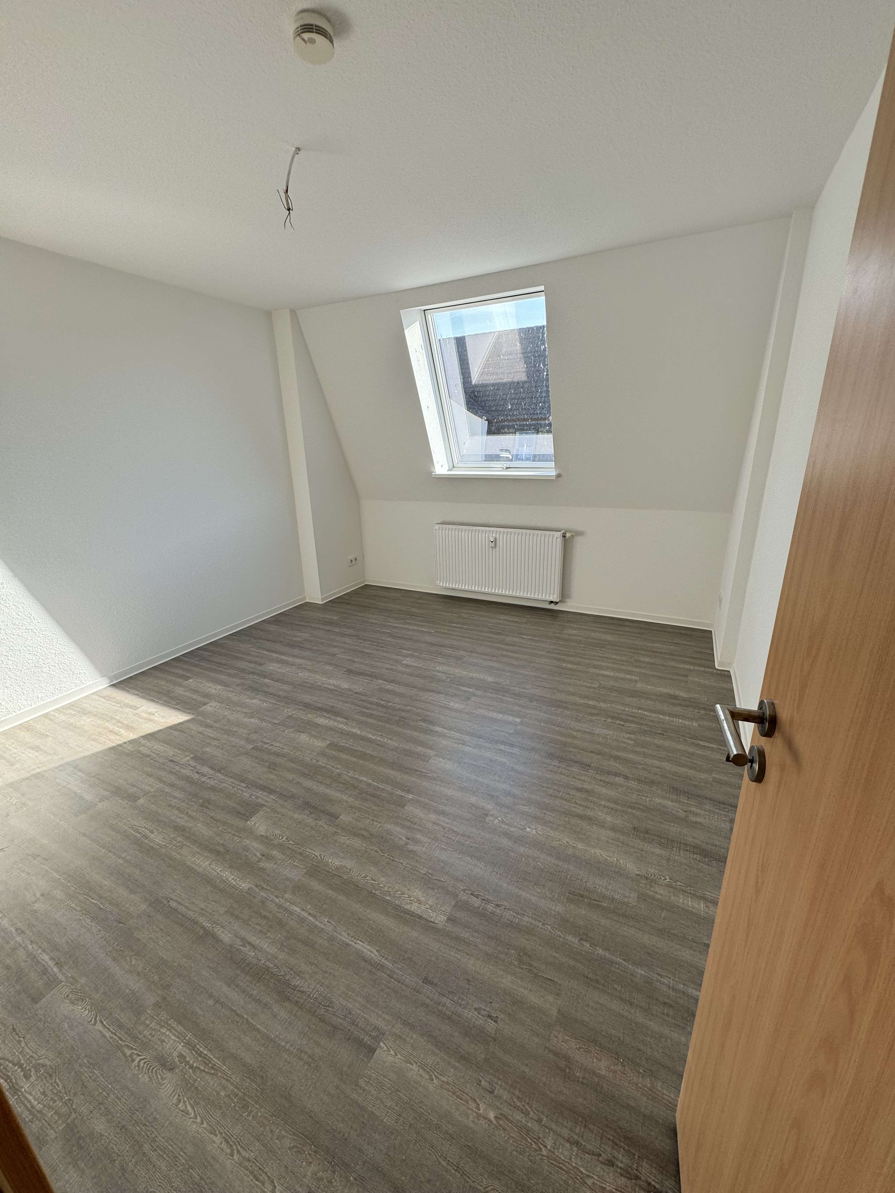 Thumbnail-Wohnung zum Mieten in Merseburg 950,00 € 105 m²