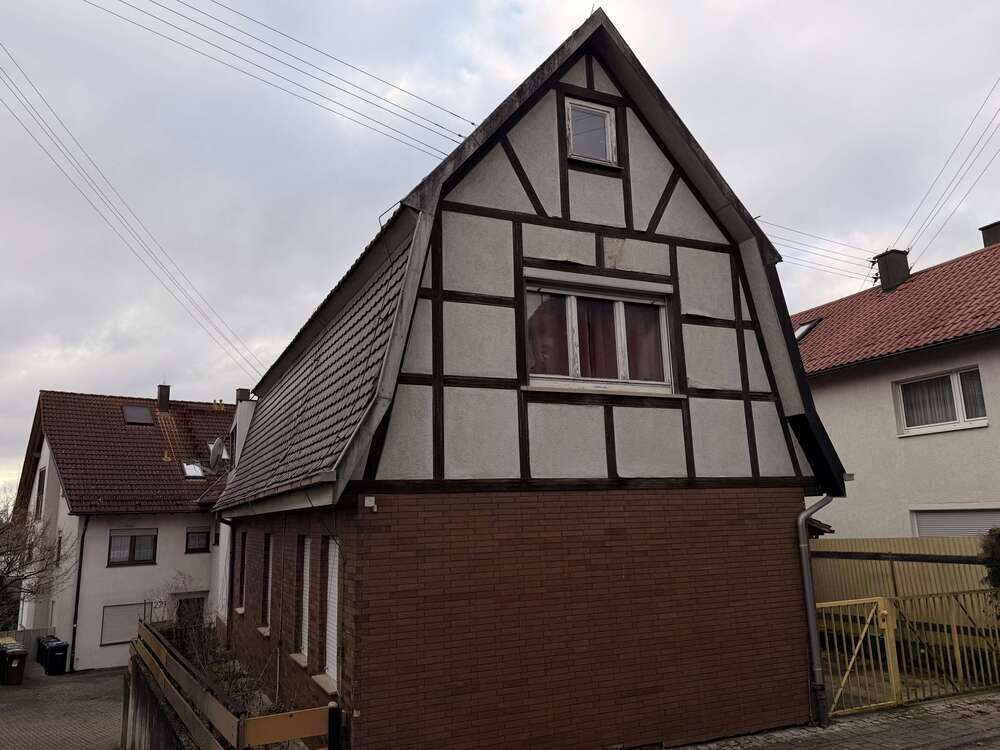 Thumbnail-Haus zum Kaufen in Steinheim an der Murr 150.000,00 € 90 m²
