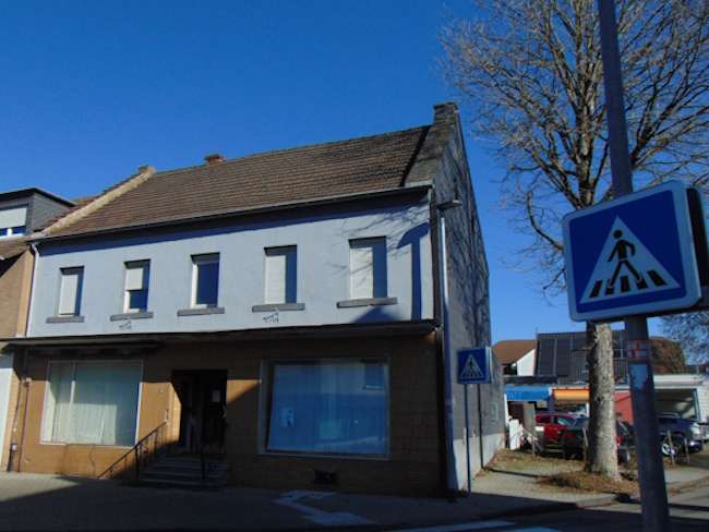 Thumbnail-Haus zum Kaufen in Bergheim 189.000,00 € 160 m²