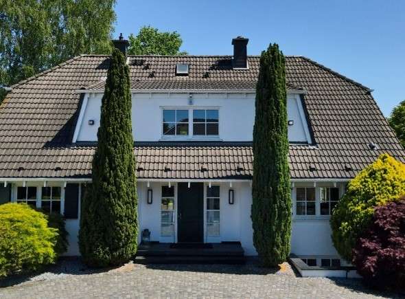 Thumbnail-Haus zum Kaufen in Meerbusch 2.490.000,00 € 340 m²