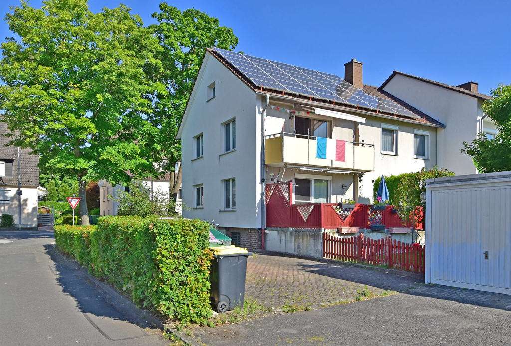 Thumbnail-Haus zum Kaufen in Baunatal 310.000,00 € 156 m²