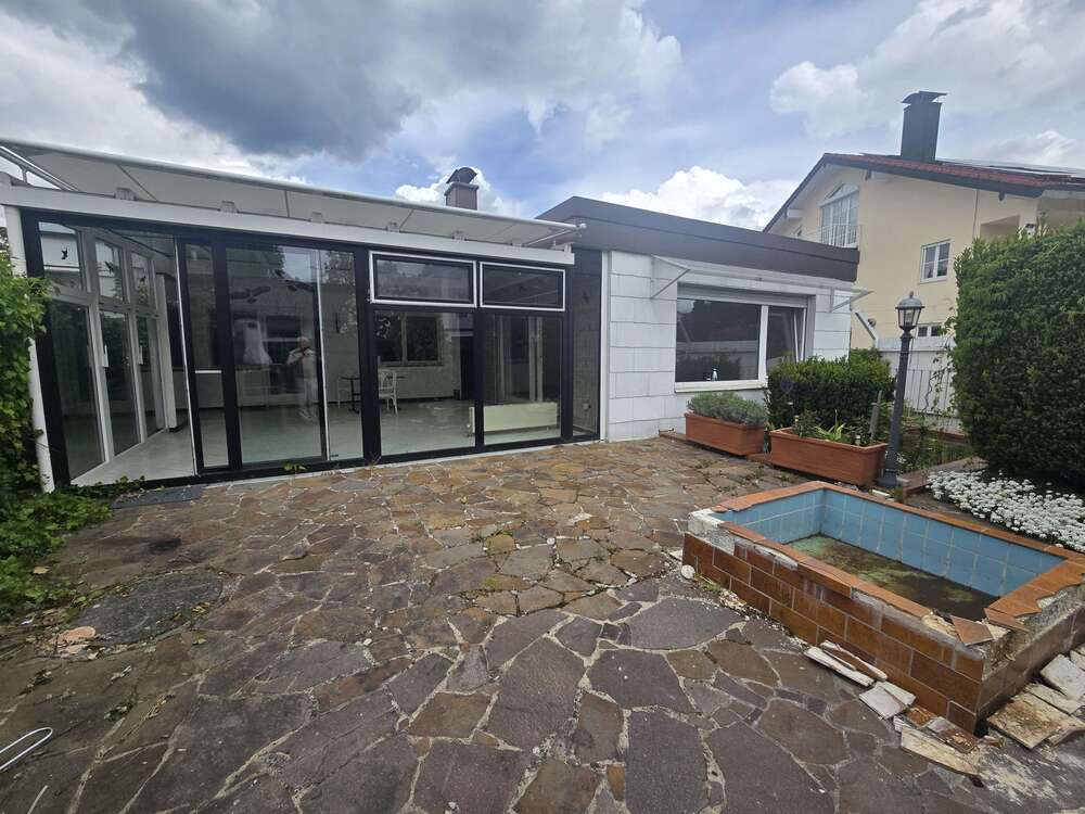 Thumbnail-Haus zum Kaufen in Neuried 888.000,00 € 143 m²