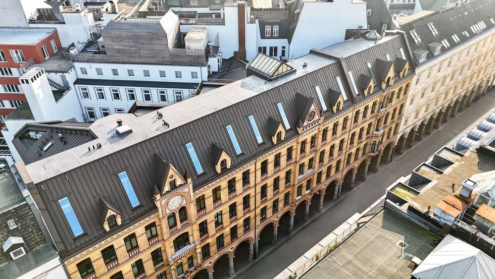 Thumbnail-Wohnung zum Mieten in Hamburg 3.500,00 € 151.5 m²