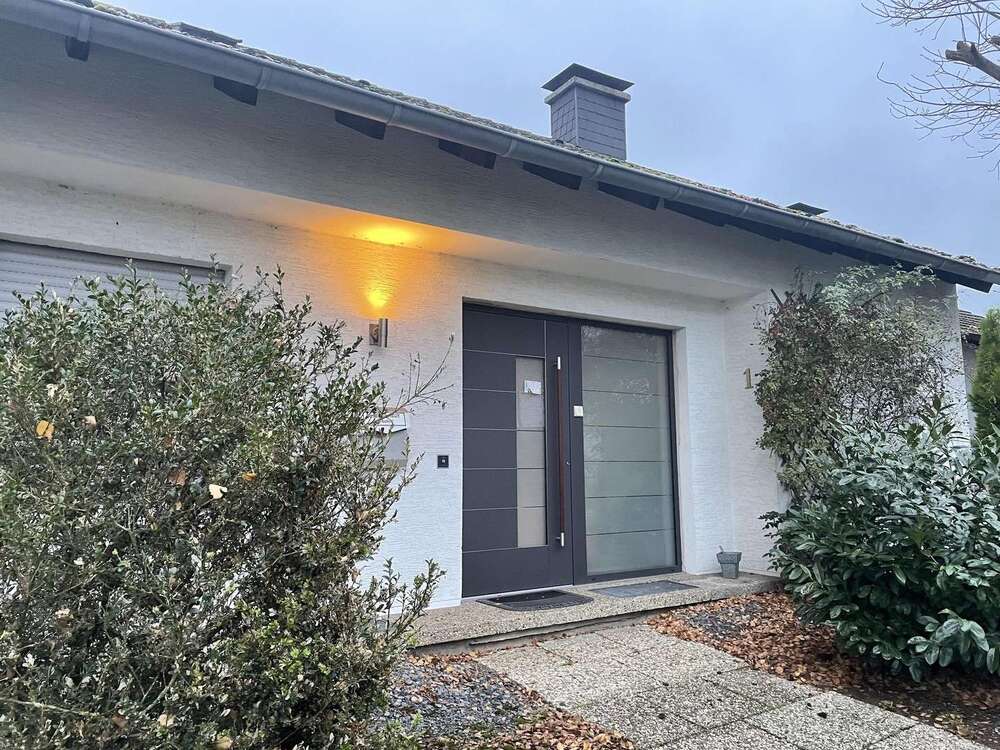 Thumbnail-Haus zum Kaufen in FröndenbergRuhr 475.000,00 € 190 m²