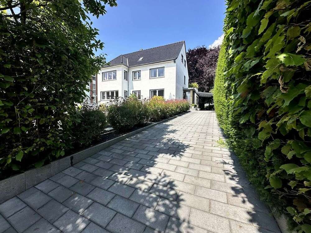 Thumbnail-Haus zum Kaufen in Hückelhoven 769.000,00 € 279 m²