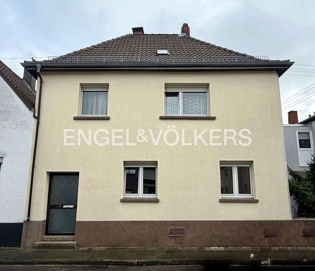 Thumbnail-Haus zum Kaufen in Ludwigshafen am Rhein 269.000,00 € 132 m²