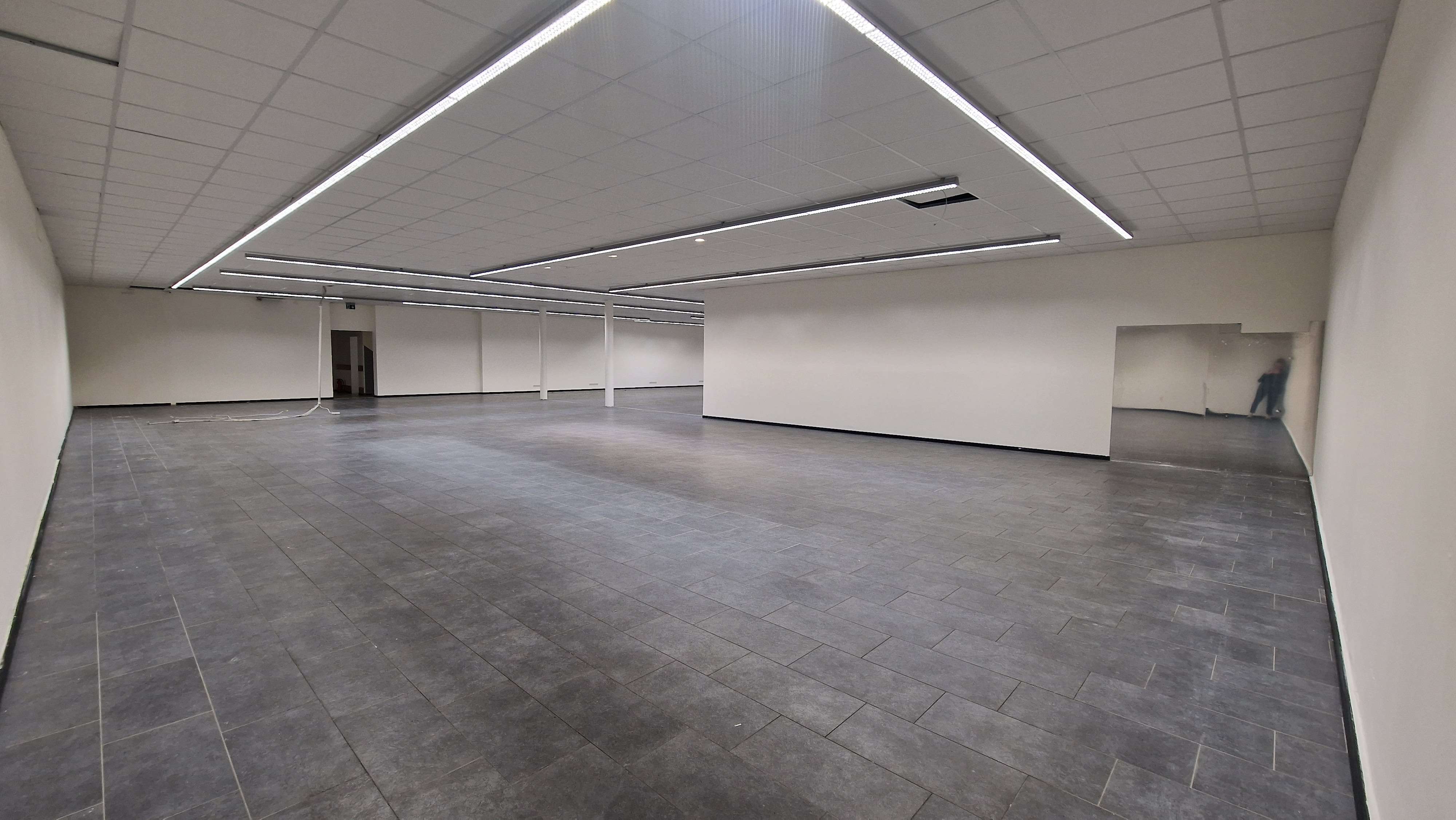 Thumbnail-Einzelhandel in Düsseldorf 12.000,00 € 550 m²