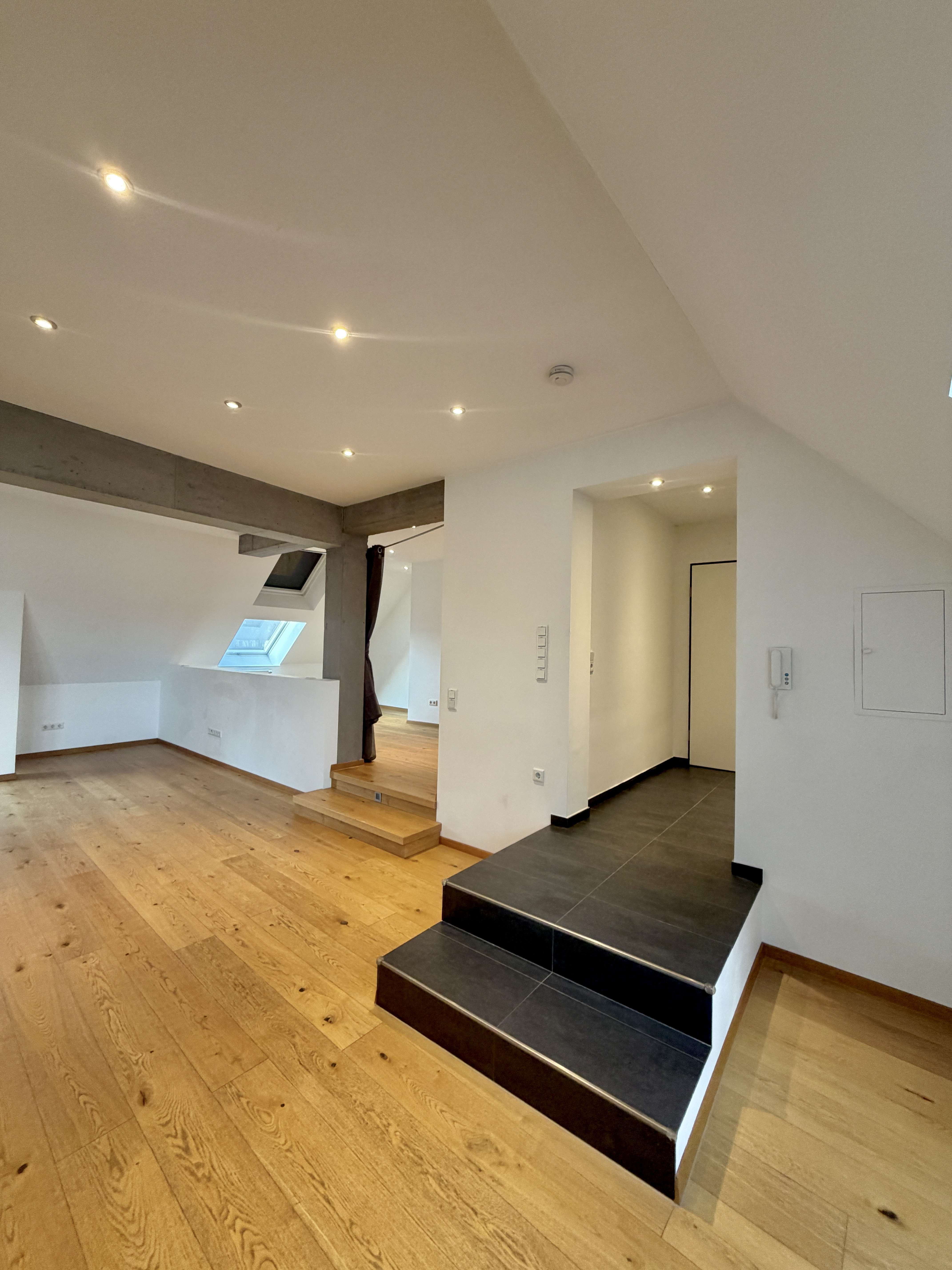 Thumbnail-Wohnung zum Mieten in Aschaffenburg 1.400,00 € 103 m²