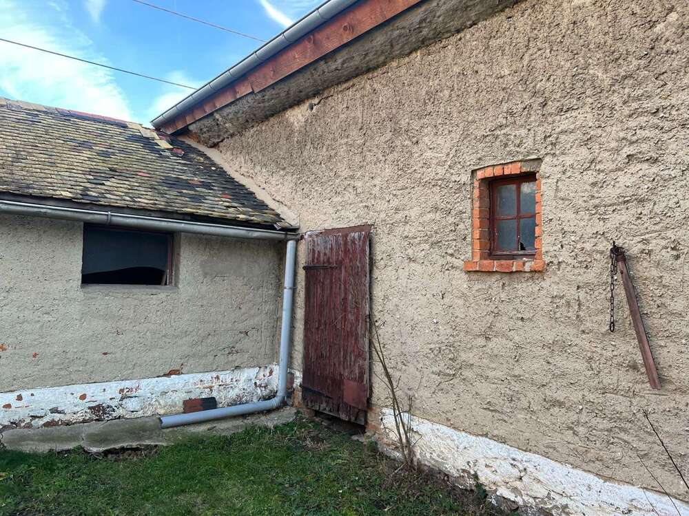 Thumbnail-Haus zum Kaufen in Wiedemar 249.000,00 € 210 m²