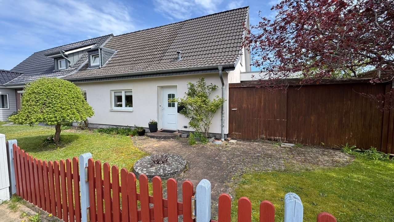 Thumbnail-Haus zum Kaufen in Neumünster 285.000,00 € 111.13 m²