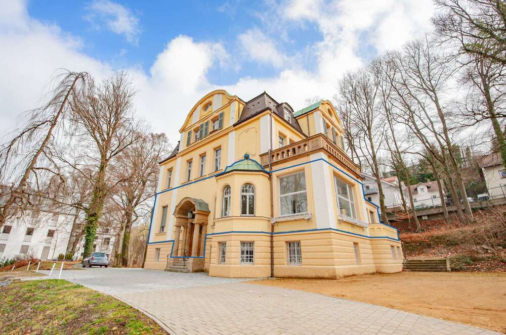 Thumbnail-Wohnung zum Mieten in Kempten 2.562,00 € 238 m²