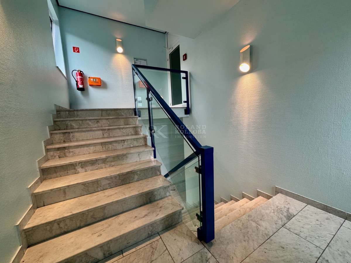 Thumbnail-Büro in Ramstein-Miesenbach 2.300,00 € 400 m²