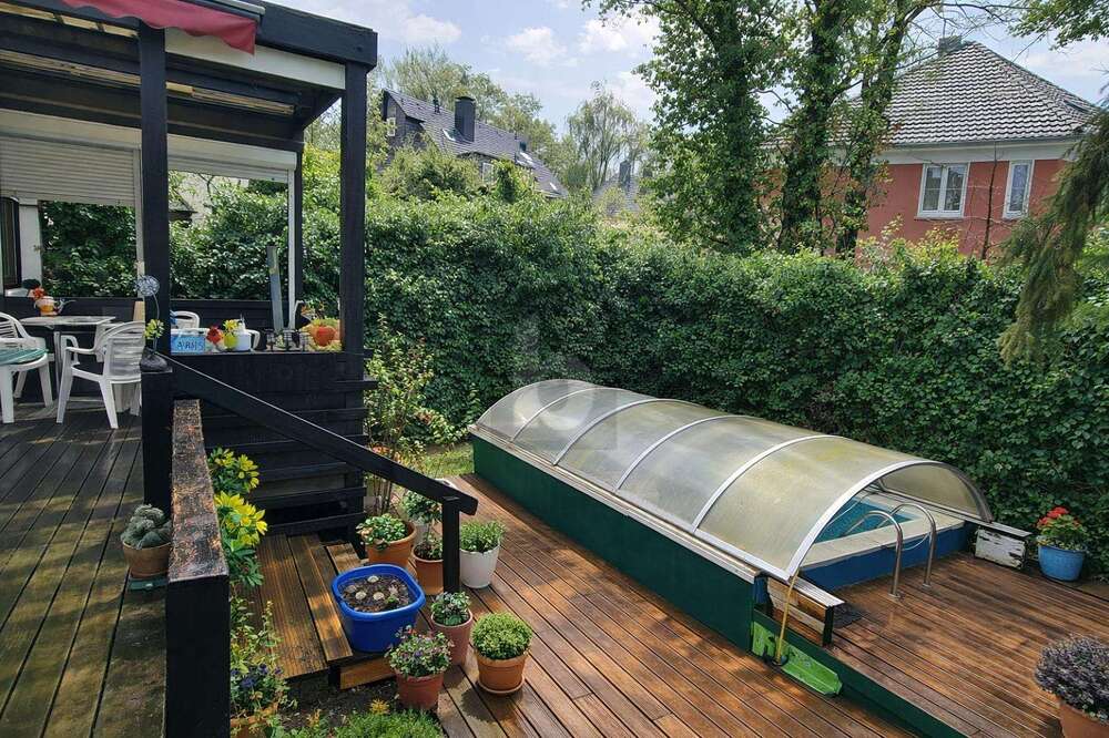 Thumbnail-Haus zum Kaufen in Essen 898.000,00 € 250 m²